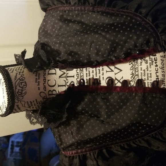 Jessica Gunnies XX Small Women's Victorian Top - Picture 3 of 7